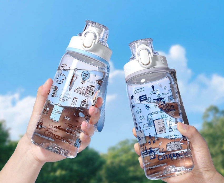 eric Small Things x KOKUYO Campus 550ml Kunststoff-Trinkflasche